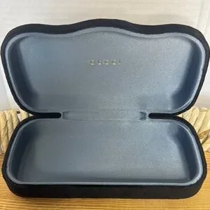 Gucci | Accessories | Gucci Oversized Black Velvet  display picture 1